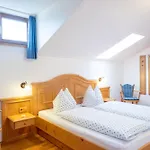 Gaestehaus Kleinbuch 巴特维塞