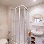 Gaestehaus Kleinbuch مزرعة للإقامة