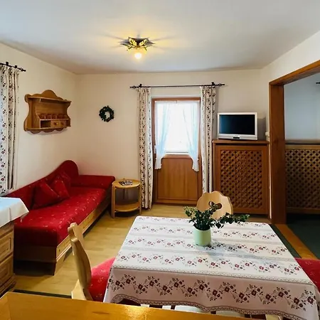 Gaestehaus Kleinbuch * Bad Wiessee