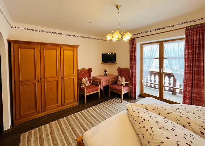 Gaestehaus Kleinbuch 팜스테이 바트비제
