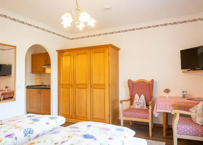 Agroturismo Gaestehaus Kleinbuch *